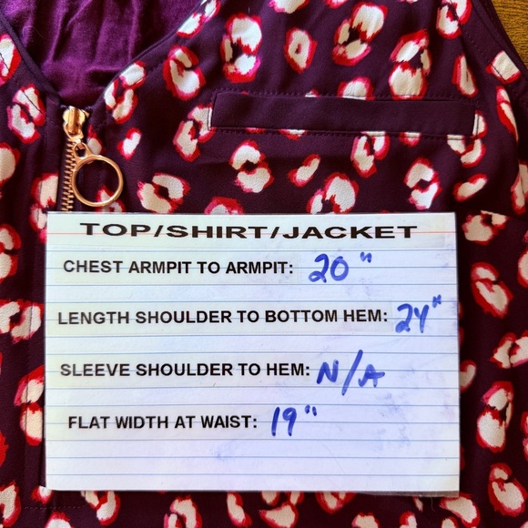 Candies Animal Leopard Print Top Zip Front Sleeveless Size Medium Maroon V-neck - Picture 11 of 11